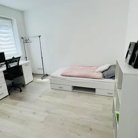Neue Wohnung Fuer 4 Kueche Terrasse Wittlich Exterior photo